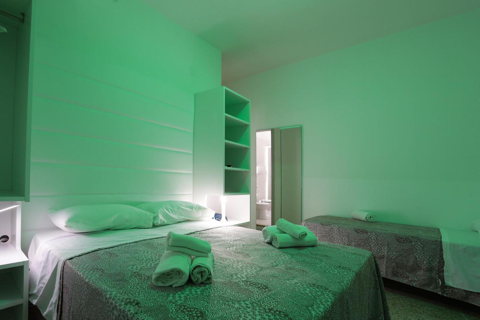Hotel Ninfea Каттоліка Екстер'єр фото