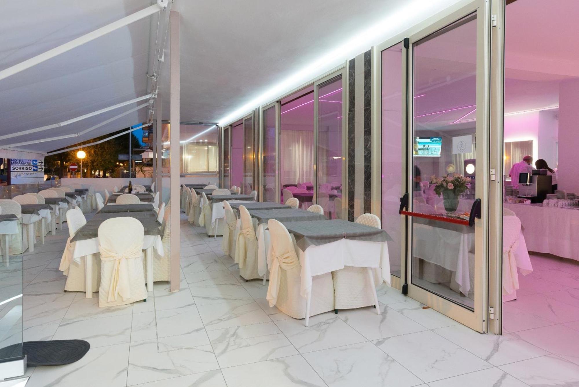 Hotel Ninfea Каттоліка Екстер'єр фото