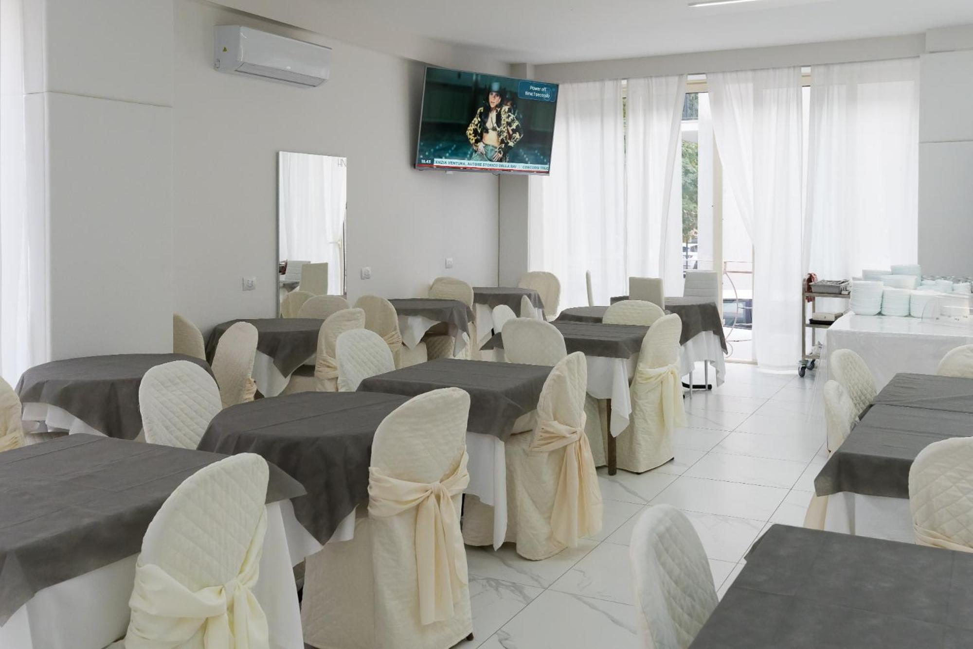 Hotel Ninfea Каттоліка Екстер'єр фото